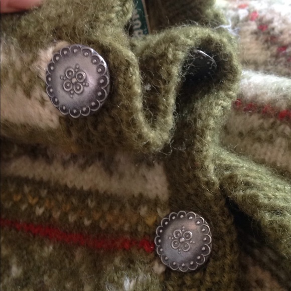 Hand knit Norway sweater - Picture 8 of 8